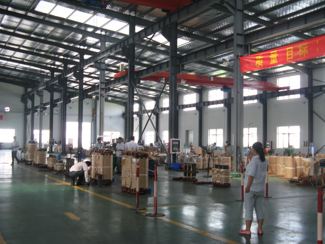 娄底变压器生产车间